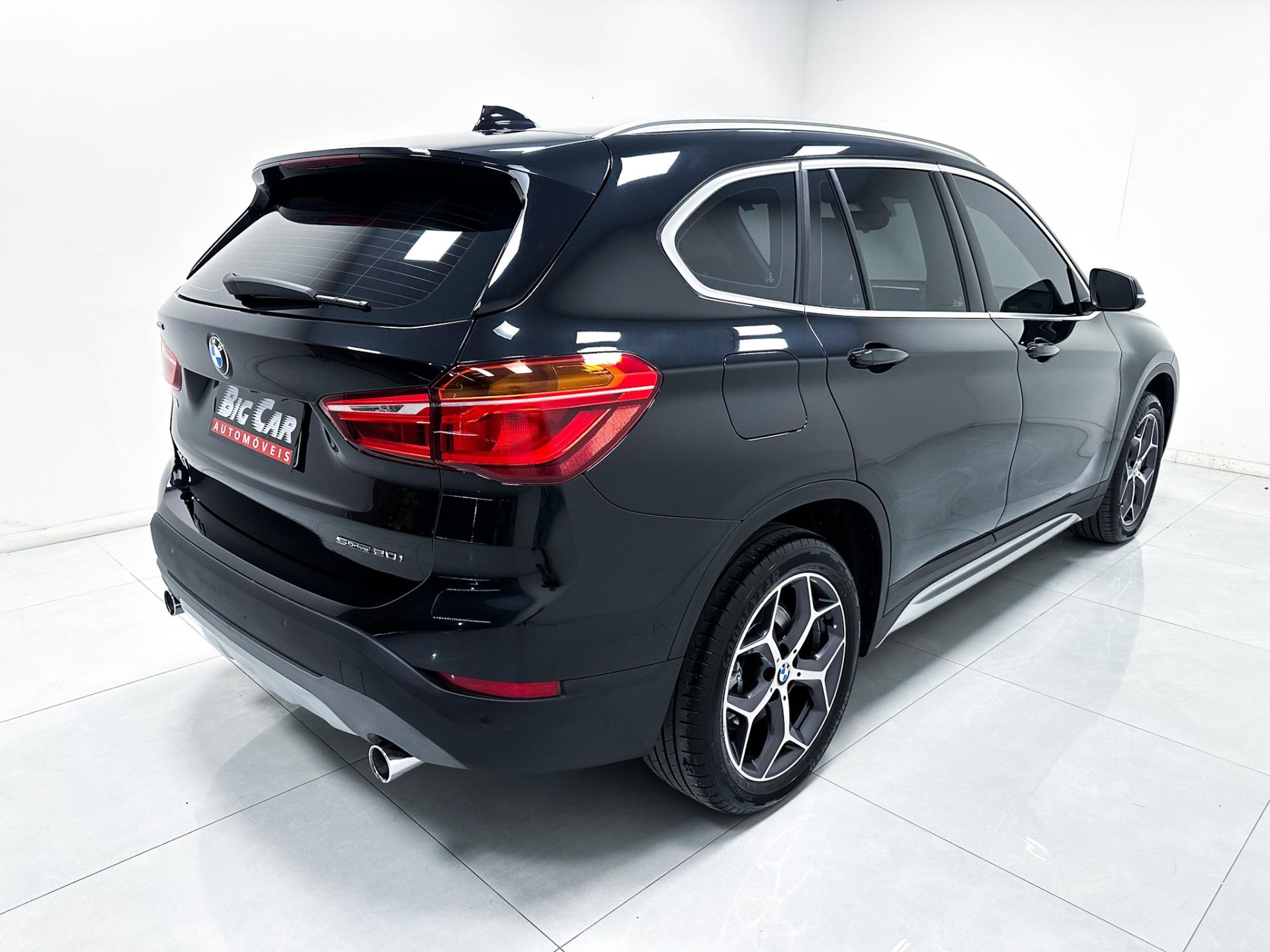 BMW X1 SDRIVE 20i X-Line 2.0 TB Active Flex 2019