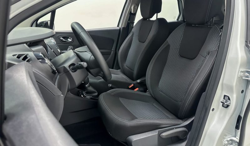 
								Renault Captur Life 1.6 16V Flex Aut. 2019 full									