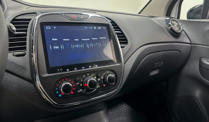 
								Renault Captur Life 1.6 16V Flex Aut. 2019 full									
