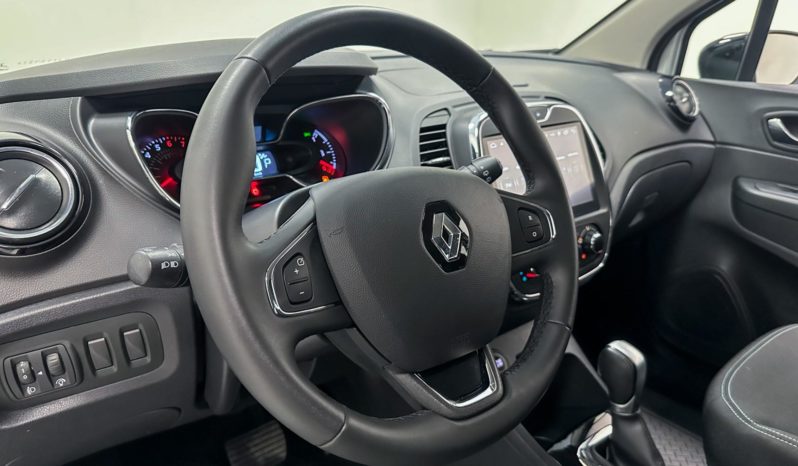 
								Renault Captur Life 1.6 16V Flex Aut. 2019 full									