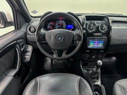 
										Renault Duster OROCH Dynamique 2.0 Flex 16V Mec. 2016 full									