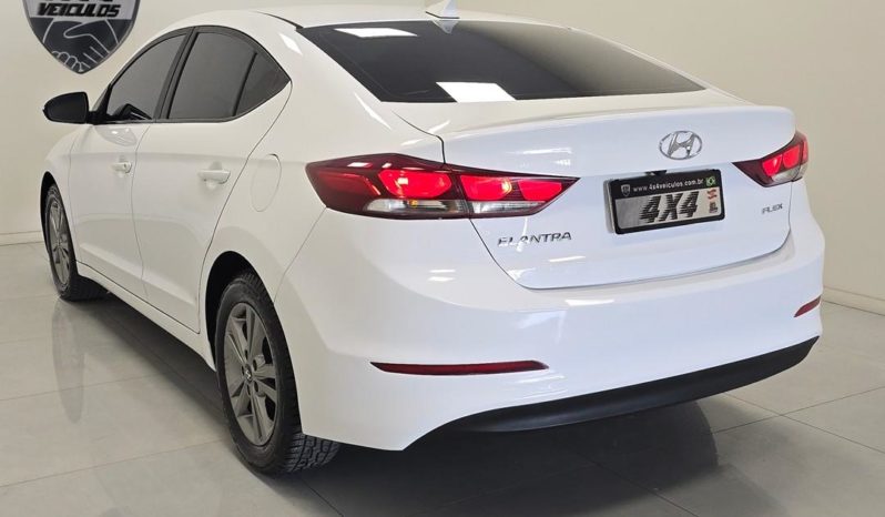 
								Hyundai Elantra 2.0 16V Flex Aut. 2018 full									