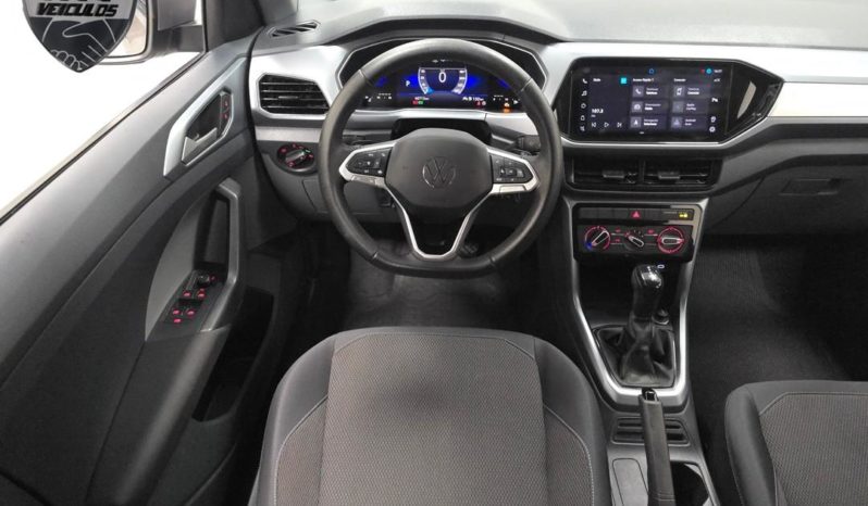 
								Volkswagen T-Cross 200 TSI 1.0  Flex 12V 5p Aut. 2024 full									