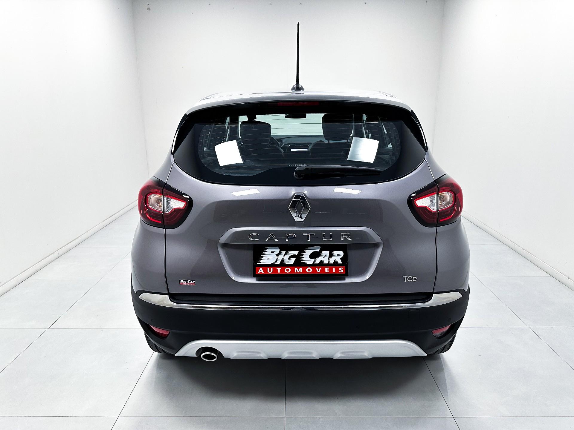 Renault Captur Intense 1.3 TB 16V Flex Aut. 2022