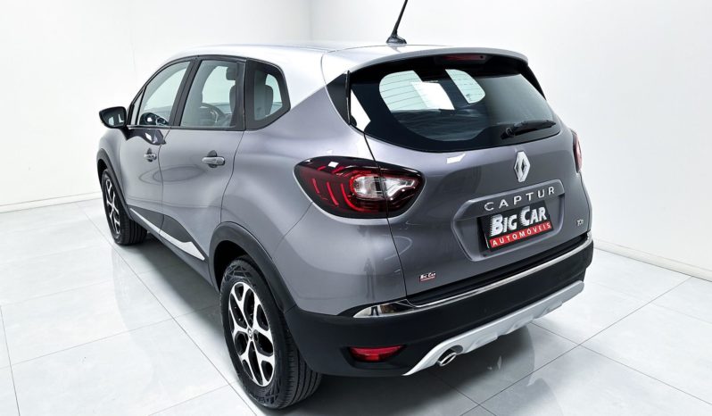 
								Renault Captur Intense 1.3 TB 16V Flex Aut. 2022 full									