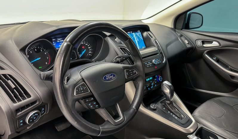 
								Ford Focus Fastback SE/SE PLUS 2.0 Flex Aut. 2018 full									