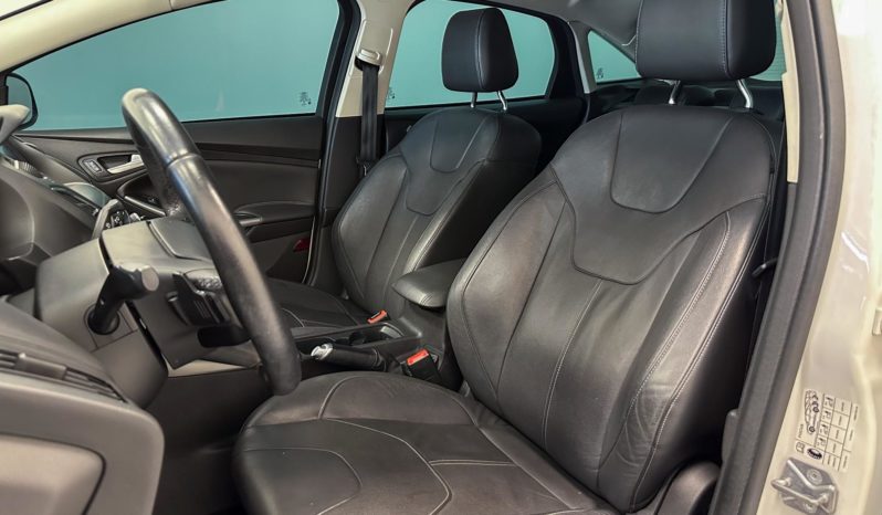 
								Ford Focus Fastback SE/SE PLUS 2.0 Flex Aut. 2018 full									