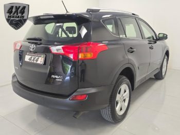 Toyota RAV-4 2.0 4×4 16V Aut. 2014