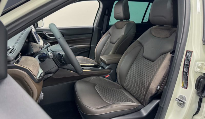 
								Jeep Commander Overland T270 1.3 TB Flex Aut. 2023 full									