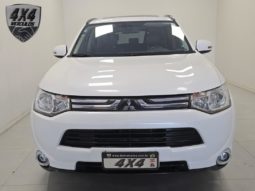 
										Mitsubishi Outlander 3.0/ GT 3.0 V6 Aut. 2014 full									