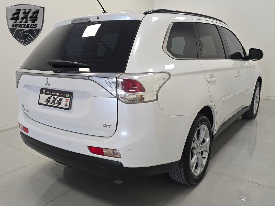 Mitsubishi Outlander 3.0/ GT 3.0 V6 Aut. 2014