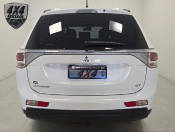 Mitsubishi Outlander 3.0/ GT 3.0 V6 Aut. 2014