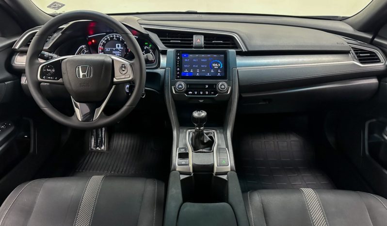 
								Honda Civic SPORT 2.0 Flex 16V Mec. 2018 full									