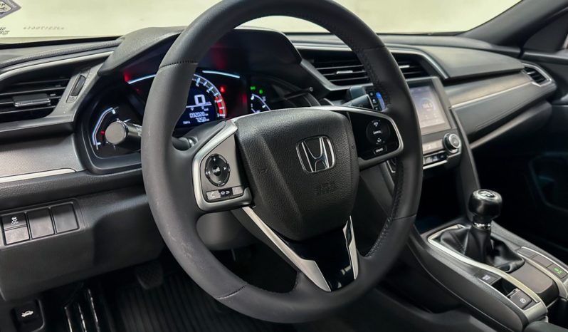 
								Honda Civic SPORT 2.0 Flex 16V Mec. 2018 full									