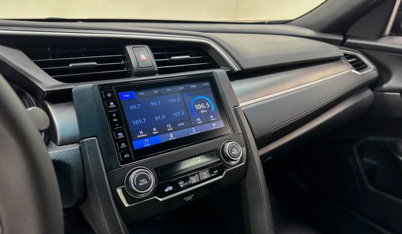 
								Honda Civic SPORT 2.0 Flex 16V Mec. 2018 full									