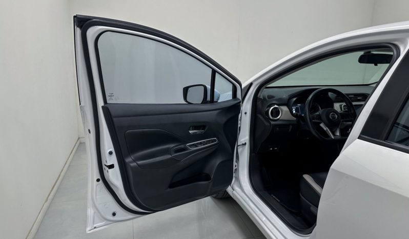 
								Nissan Versa Exclusive 1.6 16V Flex Aut. 2021 full									