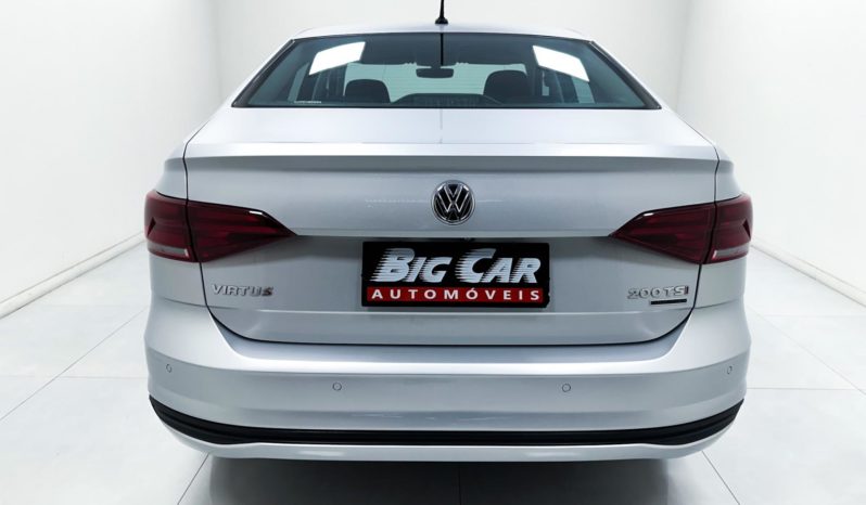 
								Volkswagen Virtus Comfortline 200 TSI 1.0 Flex 12V Aut 2018 full									