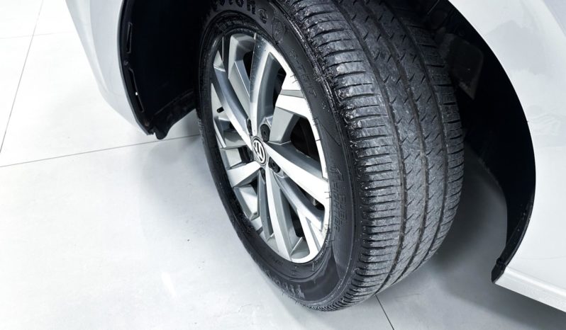 
								Volkswagen Virtus Comfortline 200 TSI 1.0 Flex 12V Aut 2018 full									