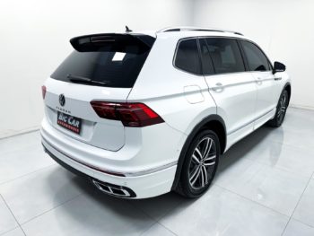 Volkswagen Tiguan Allspace R-Line 300 TSI 2.0 2025