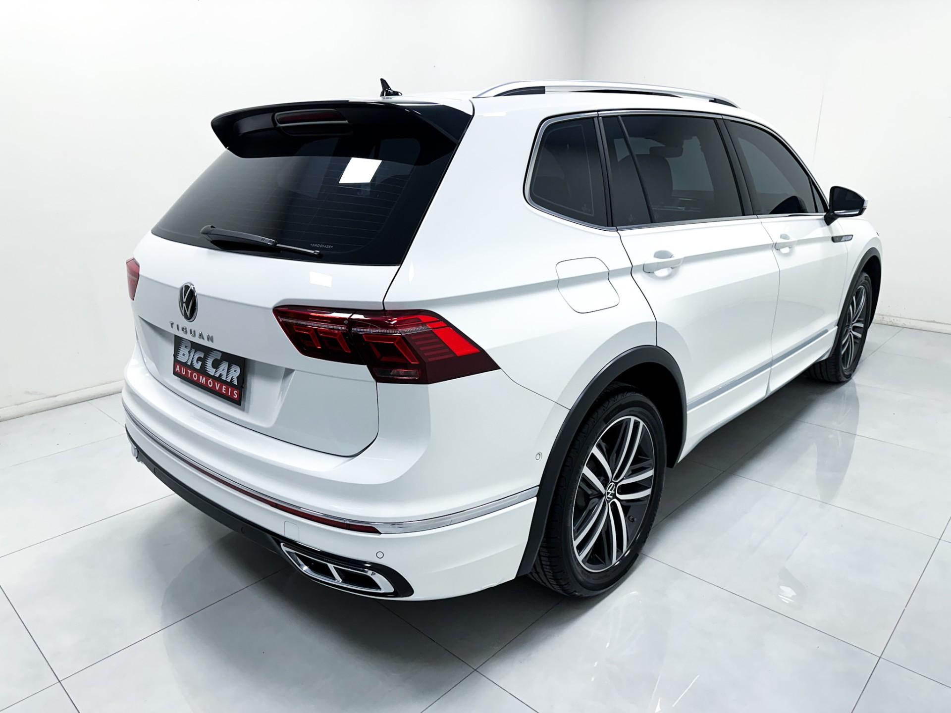 Volkswagen Tiguan Allspace R-Line 300 TSI 2.0 2025