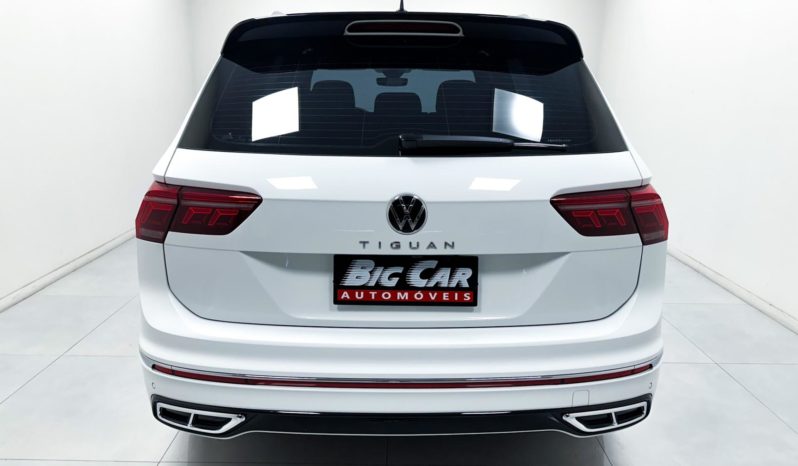 
								Volkswagen Tiguan Allspace R-Line 300 TSI 2.0 2025 full									