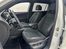 
										Volkswagen Tiguan Allspace R-Line 300 TSI 2.0 2025 full									