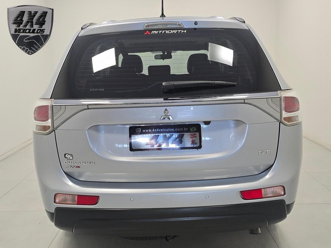 Mitsubishi Outlander 3.0/ GT 3.0 V6 Aut. 2015