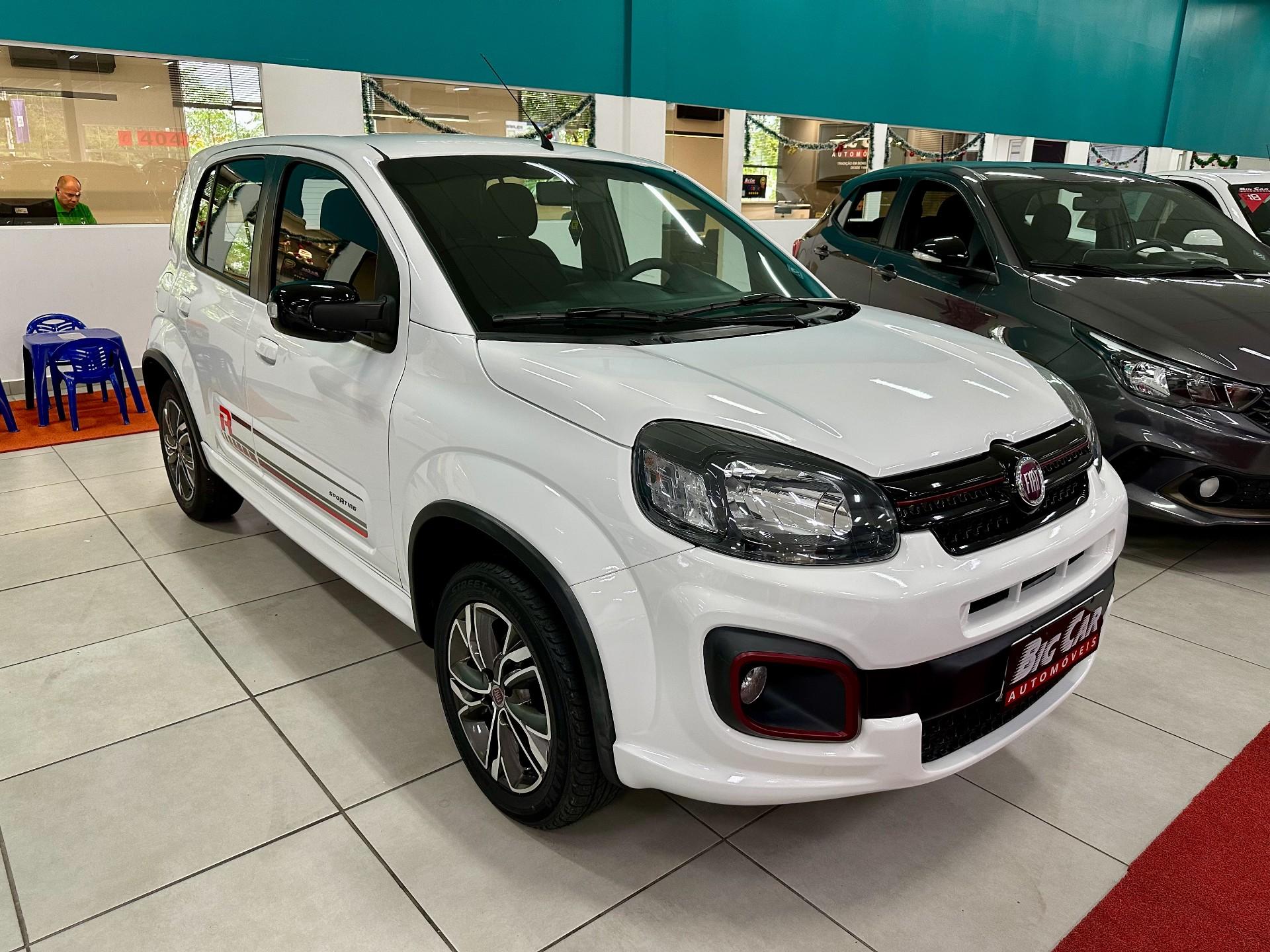 Fiat Uno SPORTING Dualogic GSR 1.3 Flex 8V 2017