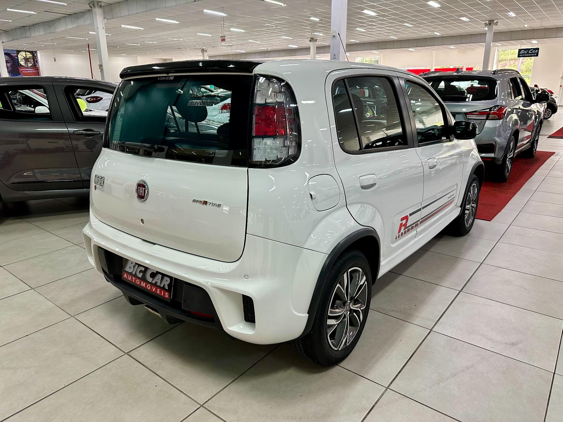 Fiat Uno SPORTING Dualogic GSR 1.3 Flex 8V 2017