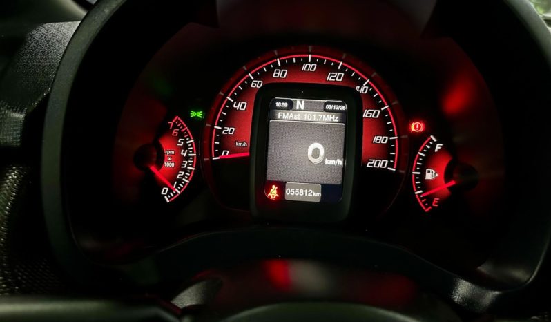 
								Fiat Uno SPORTING Dualogic GSR 1.3 Flex 8V 2017 full									