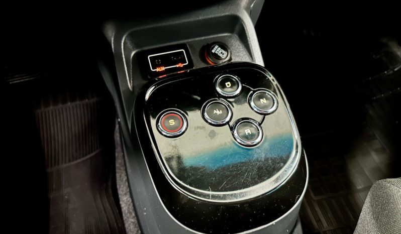 
								Fiat Uno SPORTING Dualogic GSR 1.3 Flex 8V 2017 full									