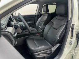 
										Jeep Compass LONGITUDE T270 1.3 TB 4×2 Flex Aut. 2025 full									