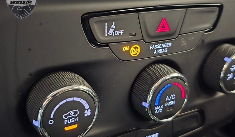 
								Jeep Renegade Sport T270 1.3 2024 full									