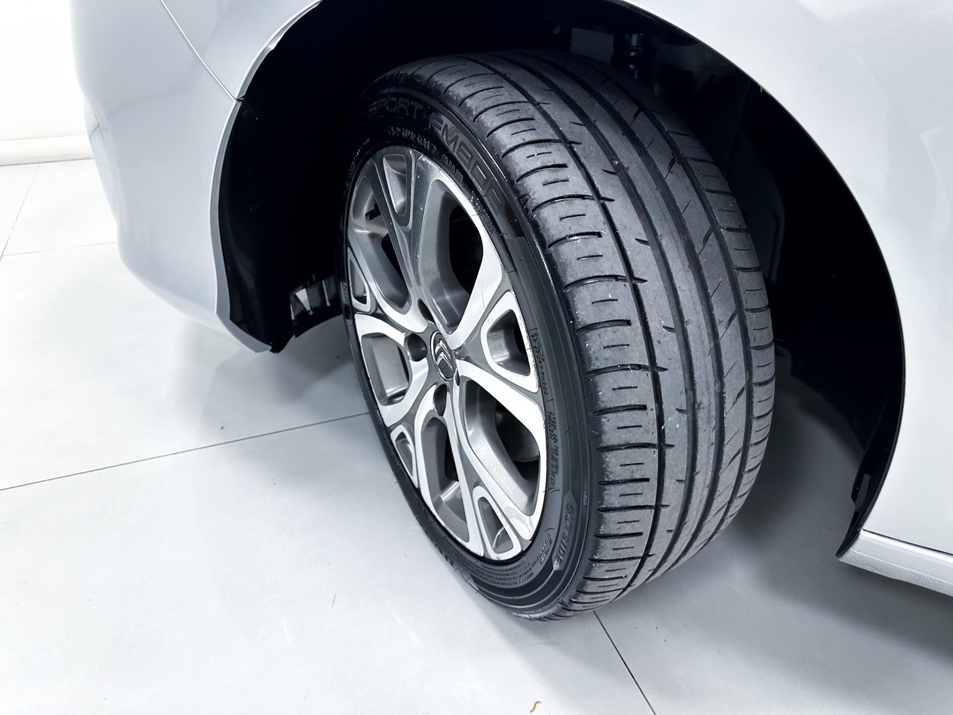 Citroën C4 LOUNGE Shine 1.6 Turbo Flex Aut. 2019