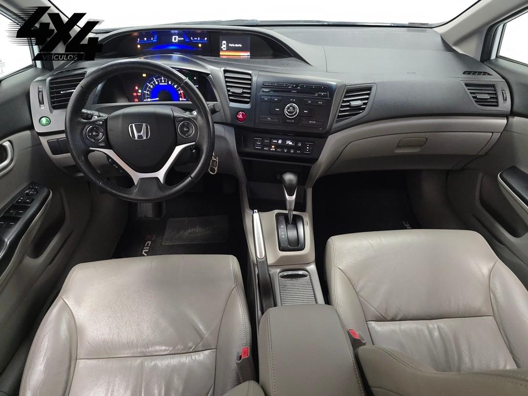 Honda Civic Sedan LXR 2.0 Flexone 16V Aut. 4p 2015