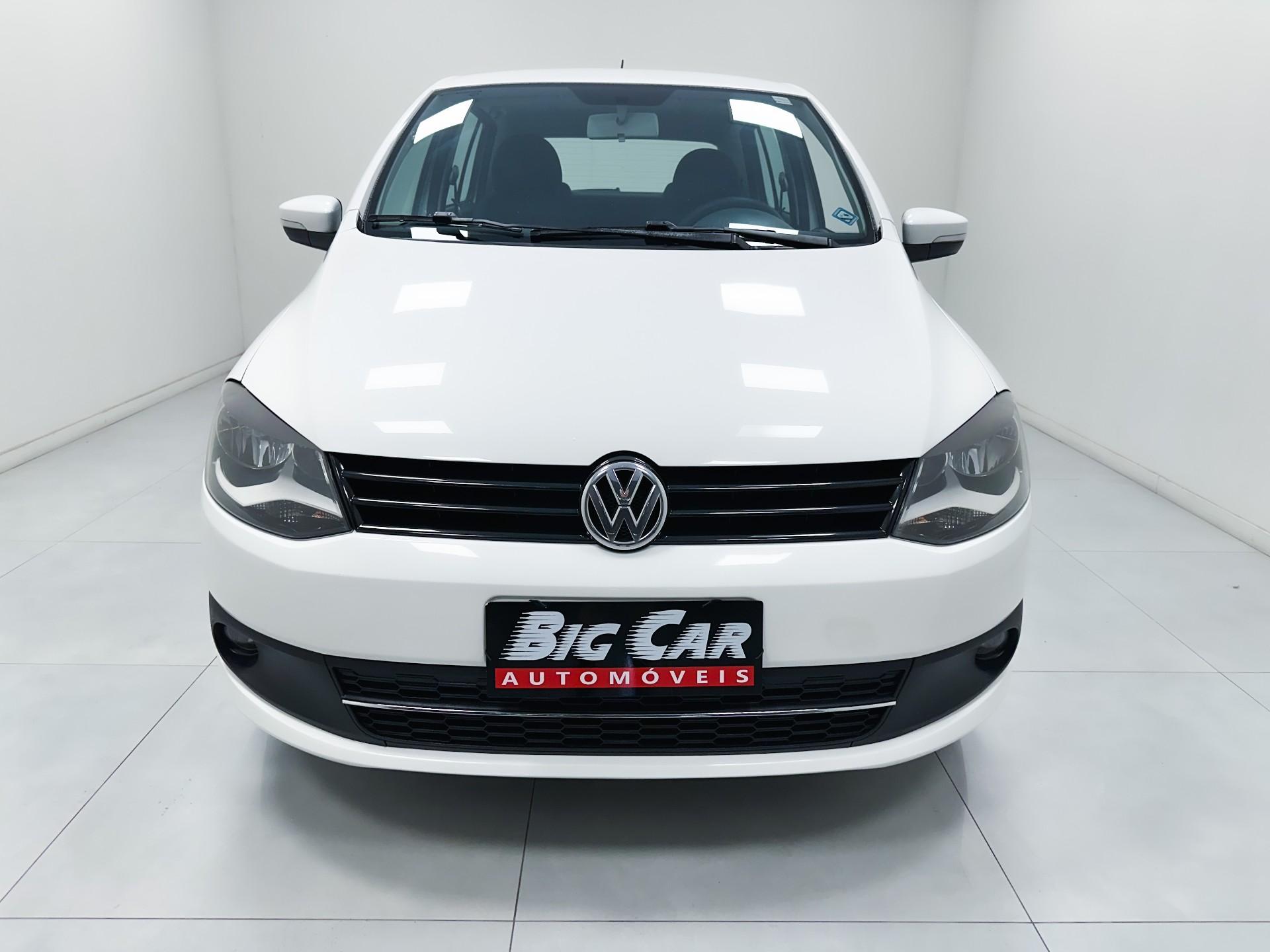 Volkswagen Fox 1.0 Mi Total Flex 8V 2014
