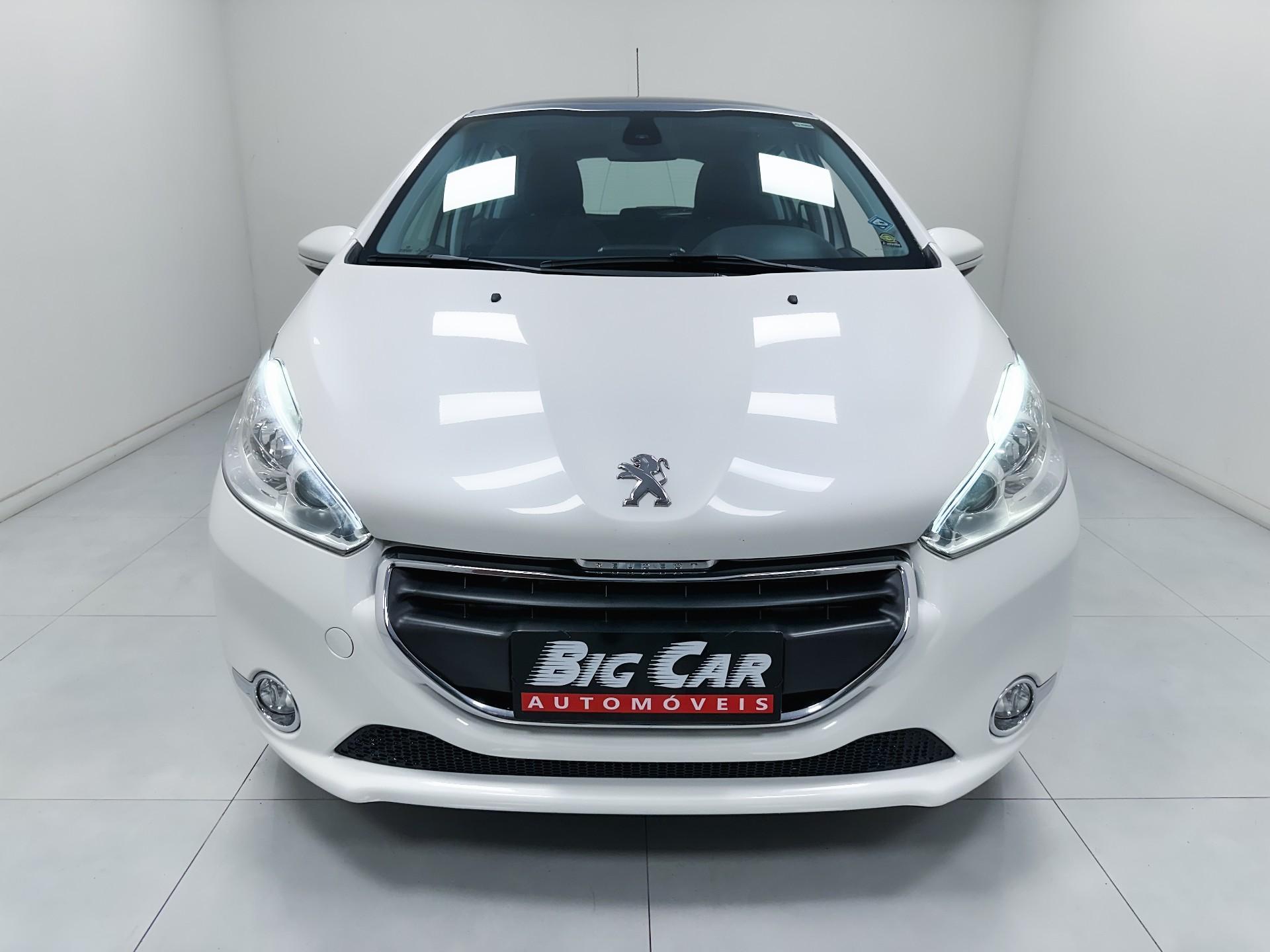 Peugeot 208 Griffe 1.6 Flex 16V Aut. 2014