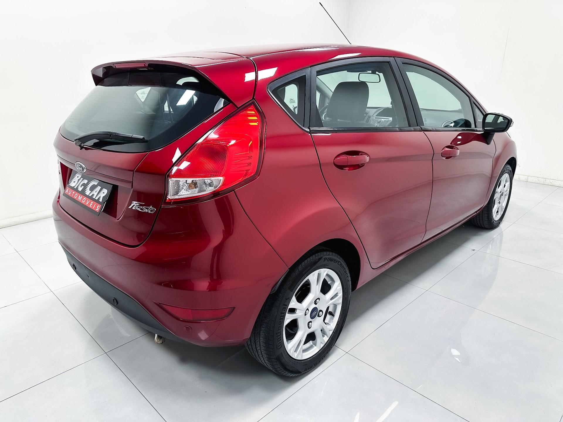 Ford Fiesta SEL 1.6 16V Flex  Aut. 2017